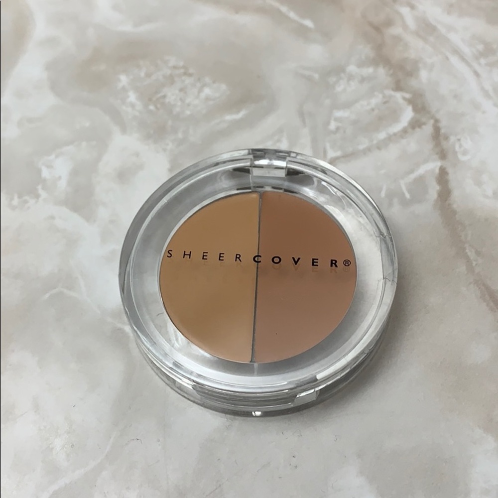 Sheer cover duo concealer